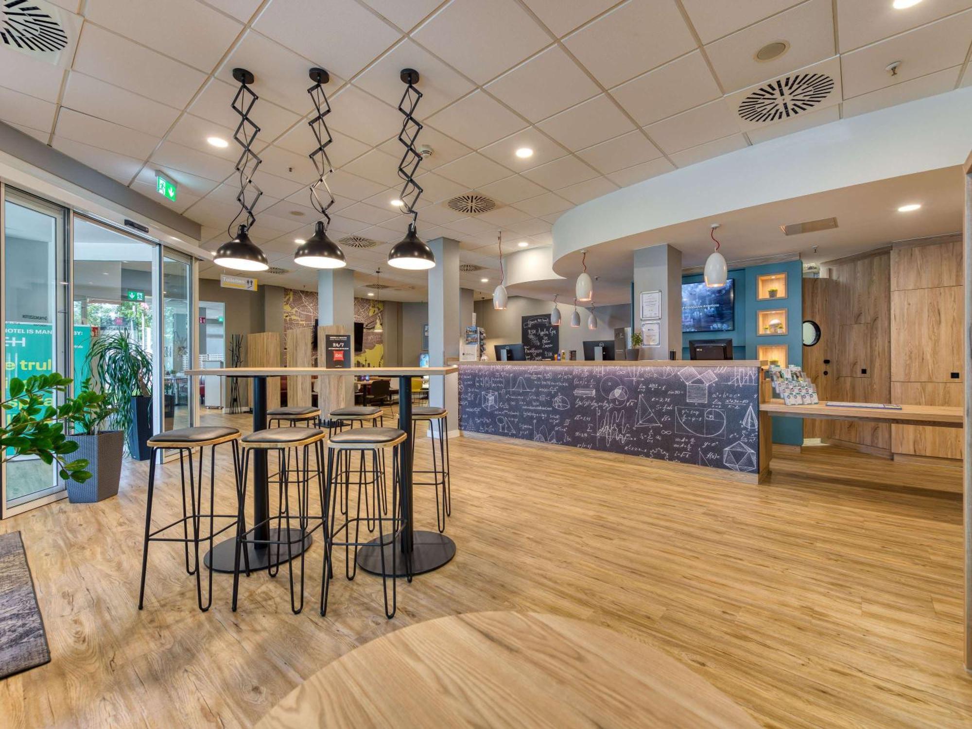 Ibis Hotel Frankfurt Messe West Frankfurt nad Mohanem Exteriér fotografie