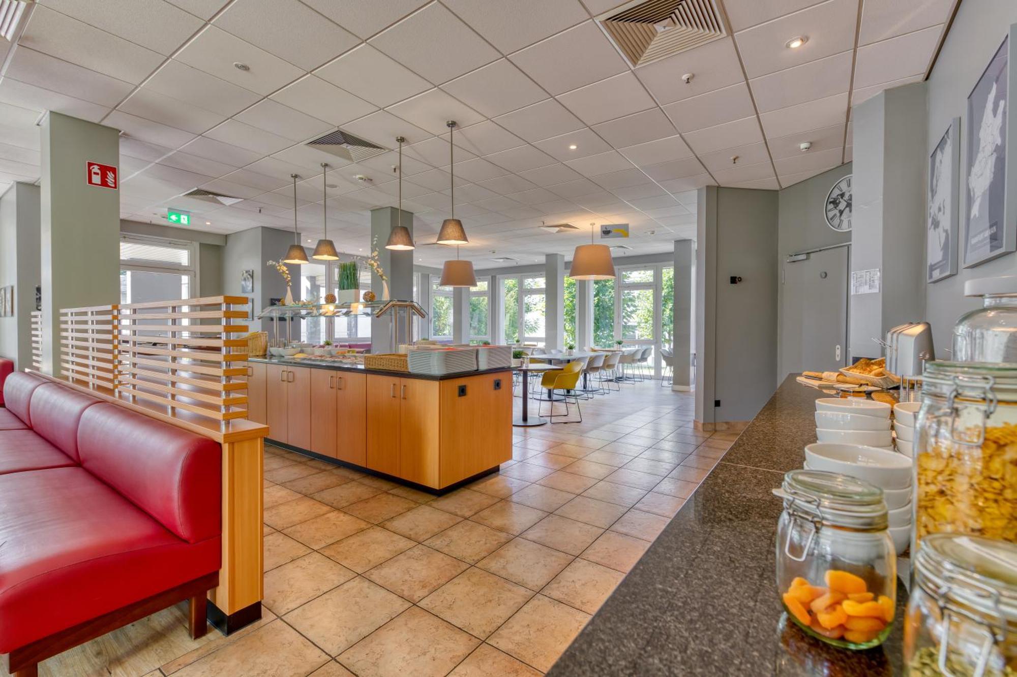 Ibis Hotel Frankfurt Messe West Frankfurt nad Mohanem Exteriér fotografie
