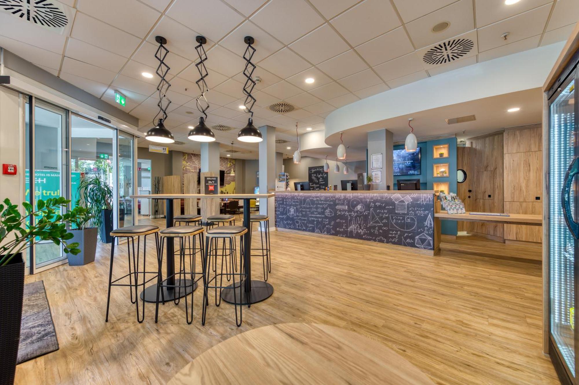 Ibis Hotel Frankfurt Messe West Frankfurt nad Mohanem Exteriér fotografie