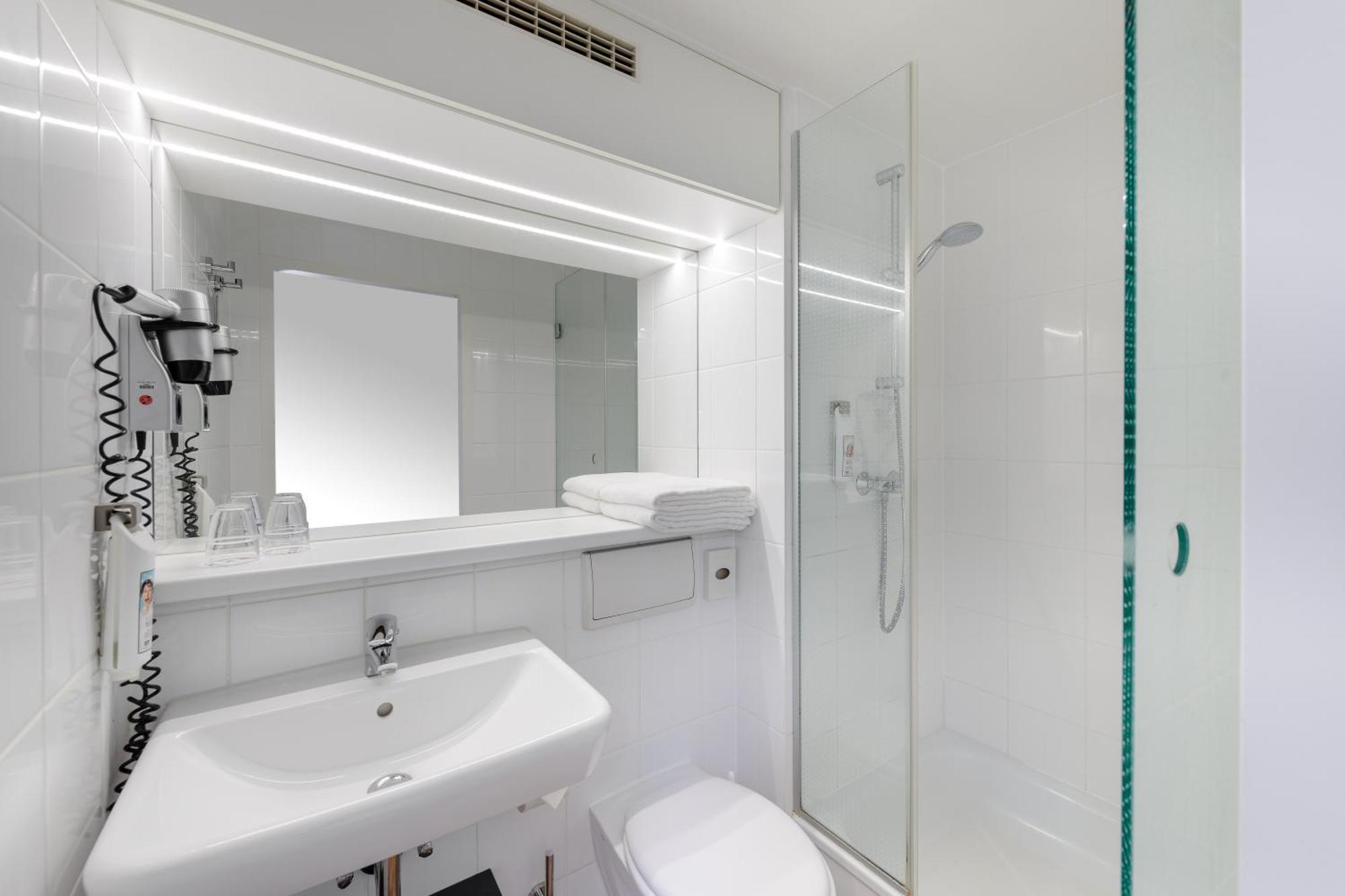 Ibis Hotel Frankfurt Messe West Frankfurt nad Mohanem Exteriér fotografie